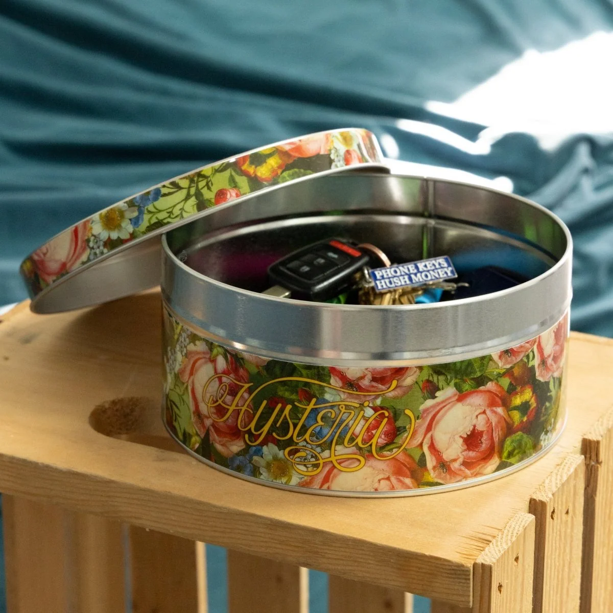 Hysteria Cookie Tin - Image 3